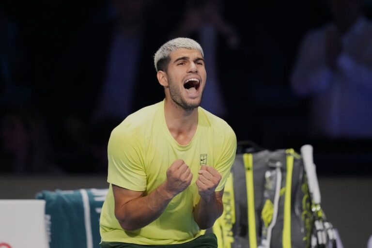 Alcaraz s'assure la première place de fin d'année avec sa victoire en finale de l'ATP contre Musetti