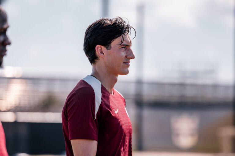 Alfie Jones s'apprête à faire ses débuts avec le Canada contre le Venezuela