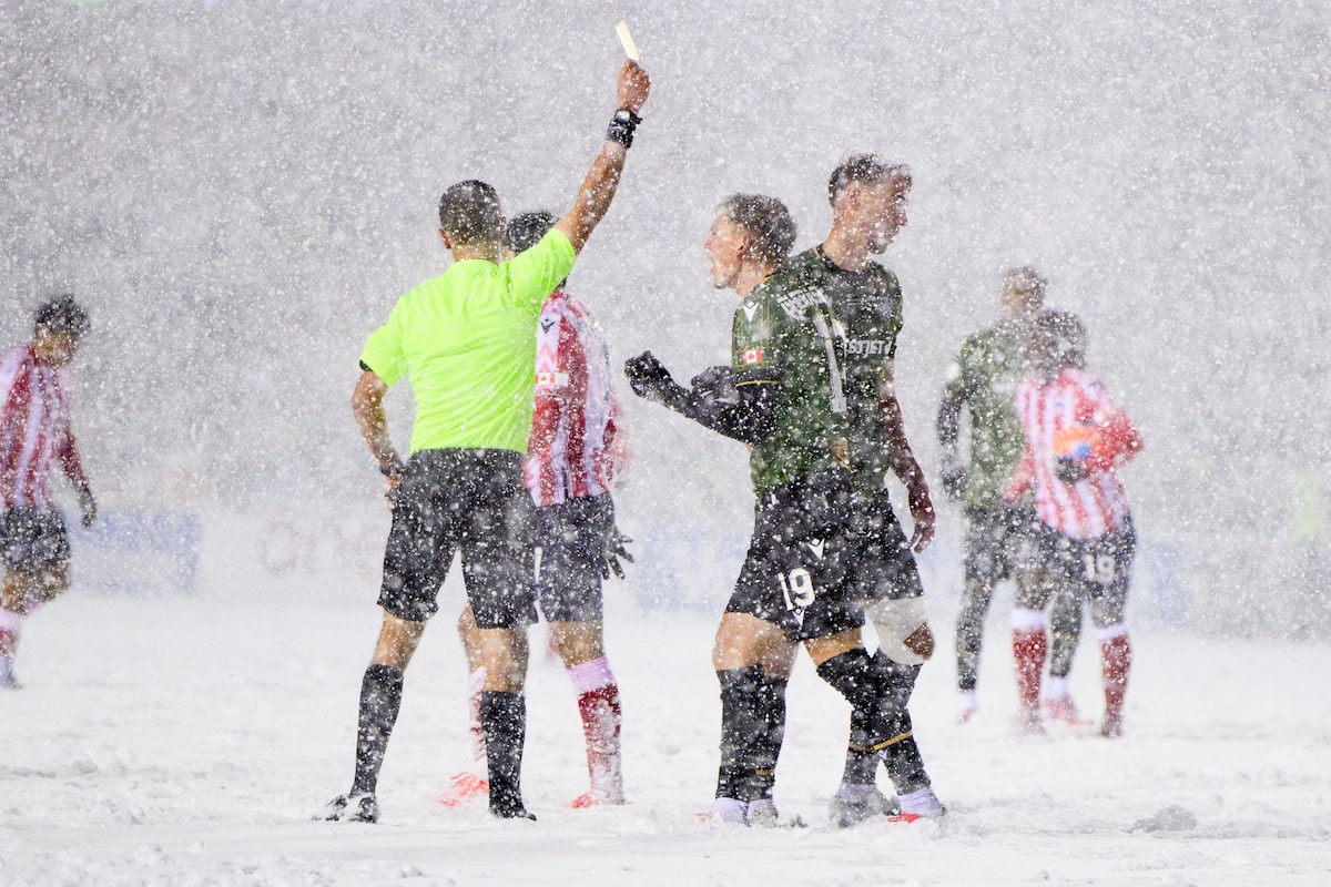L'Atletico Ottawa remporte le championnat de la CPL contre la cavalerie dans une confrontation enneigée
