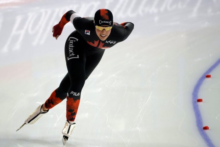 La patineuse de vitesse canadienne Valérie Maltais a le vent en poupe à la Coupe du monde de Calgary