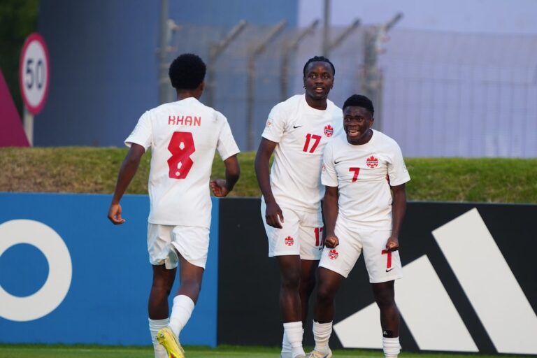 Le Canada se qualifie pour les huitièmes de finale de la Coupe du Monde U-17 de la FIFA