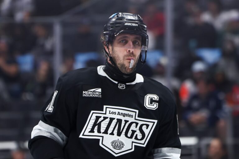 Le capitaine des Kings, Kopitar, immergé dans sa dernière saison dans la LNH