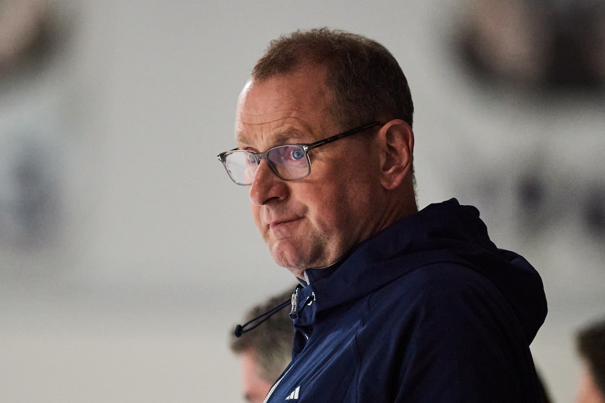 Le directeur général des Leafs Treliving veut voir son équipe incohérente trouver un moyen de se connecter