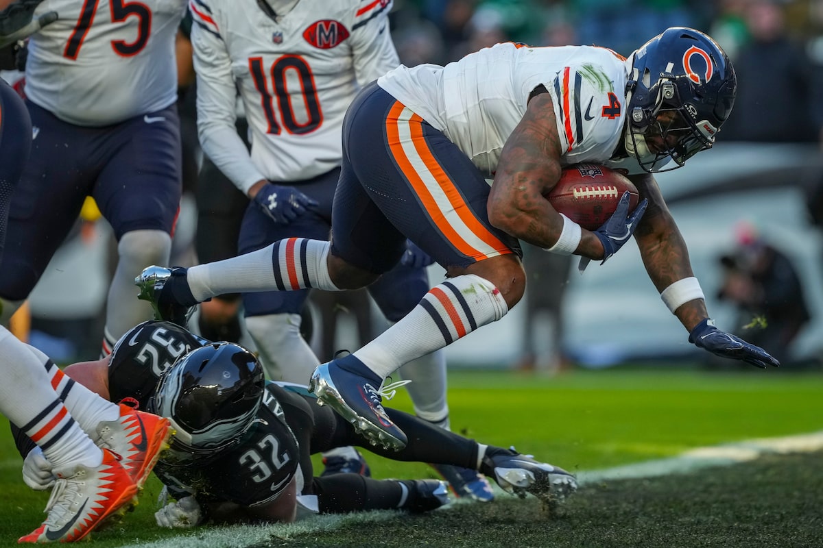 Les Bears remportent la victoire face aux Eagles, chancelants