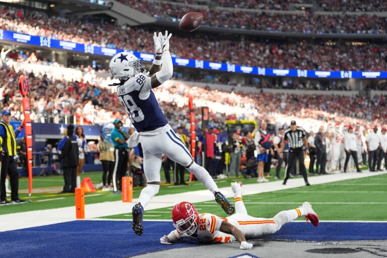 Les Cowboys de Prescott ont surmonté la magie du quatrième essai de Mahomes lors de la victoire 31-28 de Thanksgiving contre KC
