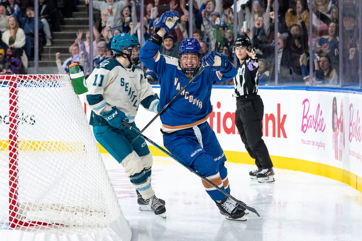 Les Goldeneyes de Vancouver disent que « quelque chose de différent était dans l'air » lors du tout premier match de la PWHL