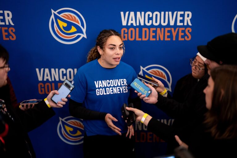 Les Goldeneyes de Vancouver répondent aux attentes lors du lancement de la franchise