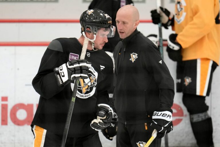 Les Penguins démarrent en début de saison sous la direction du nouvel entraîneur-chef Dan Muse