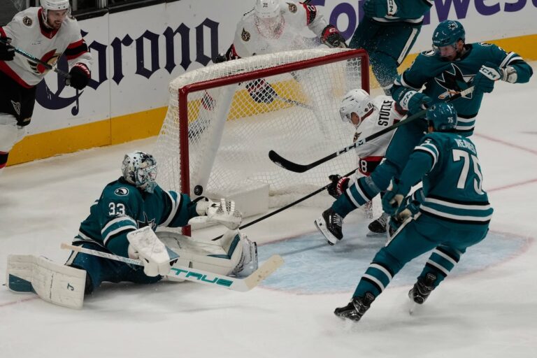 Les Sénateurs battent les Sharks 3-2 avec un but en troisième période