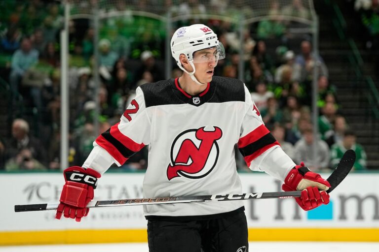 Cal Foote, l'un des joueurs acquittés dans l'affaire d'agression sexuelle de Hockey Canada, signe dans la AHL