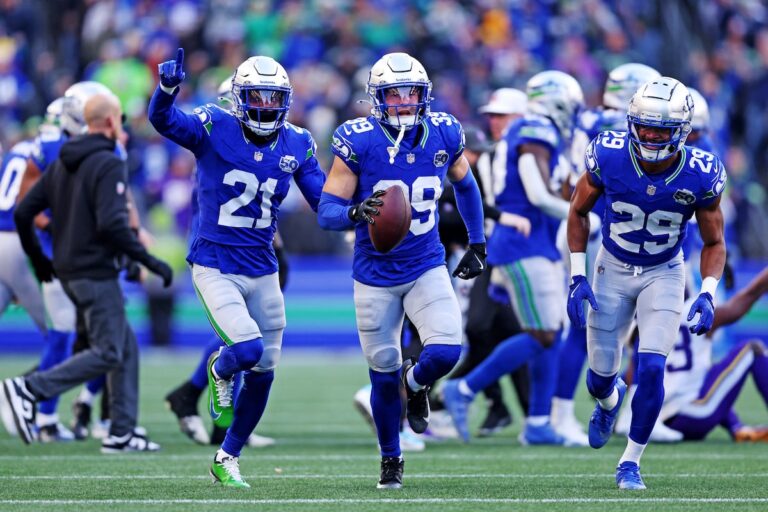 NFL Roundup : les Seahawks forcent cinq revirements lors du blanchissage des Vikings