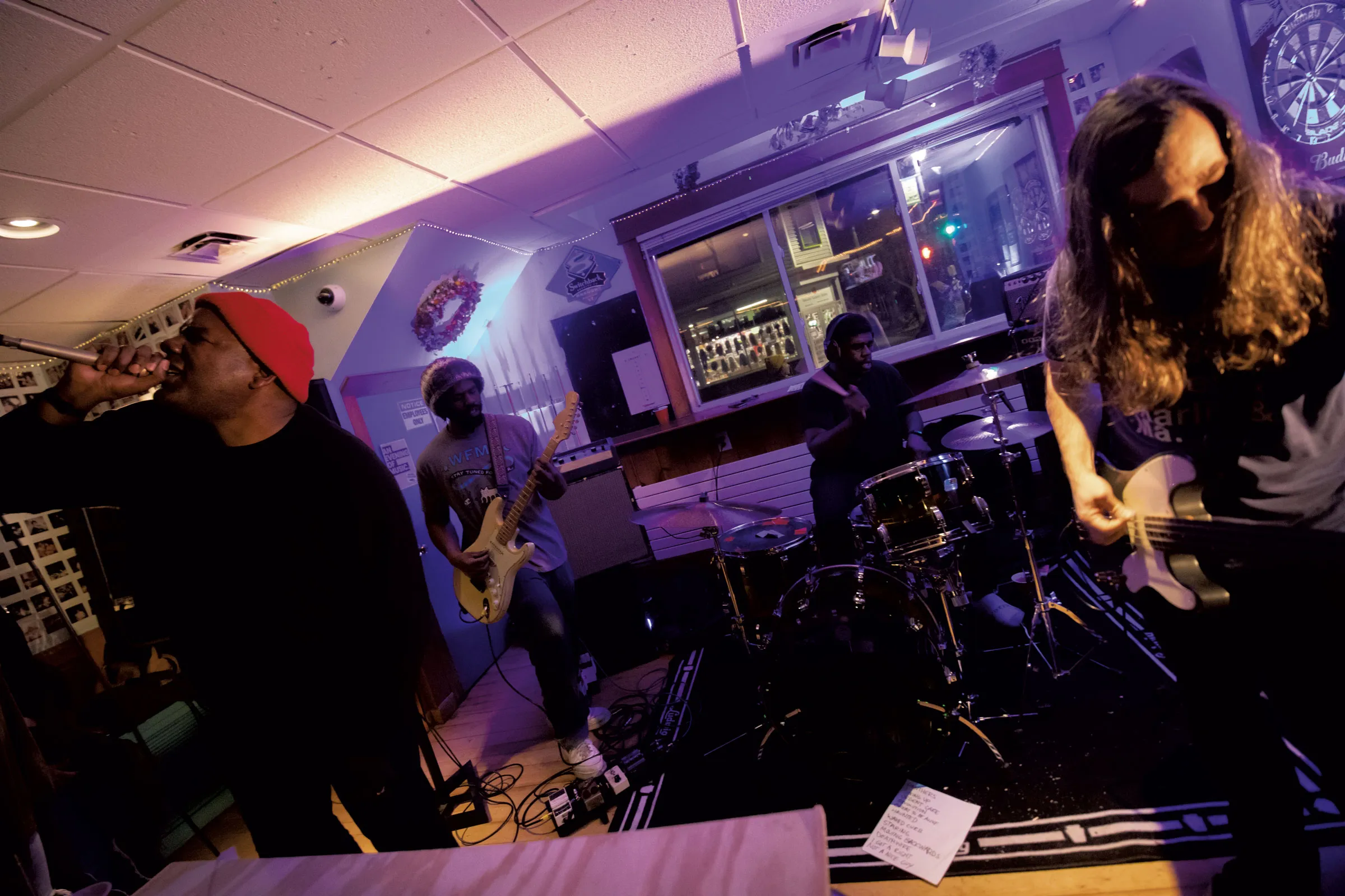 Rough Francis garde leur nom