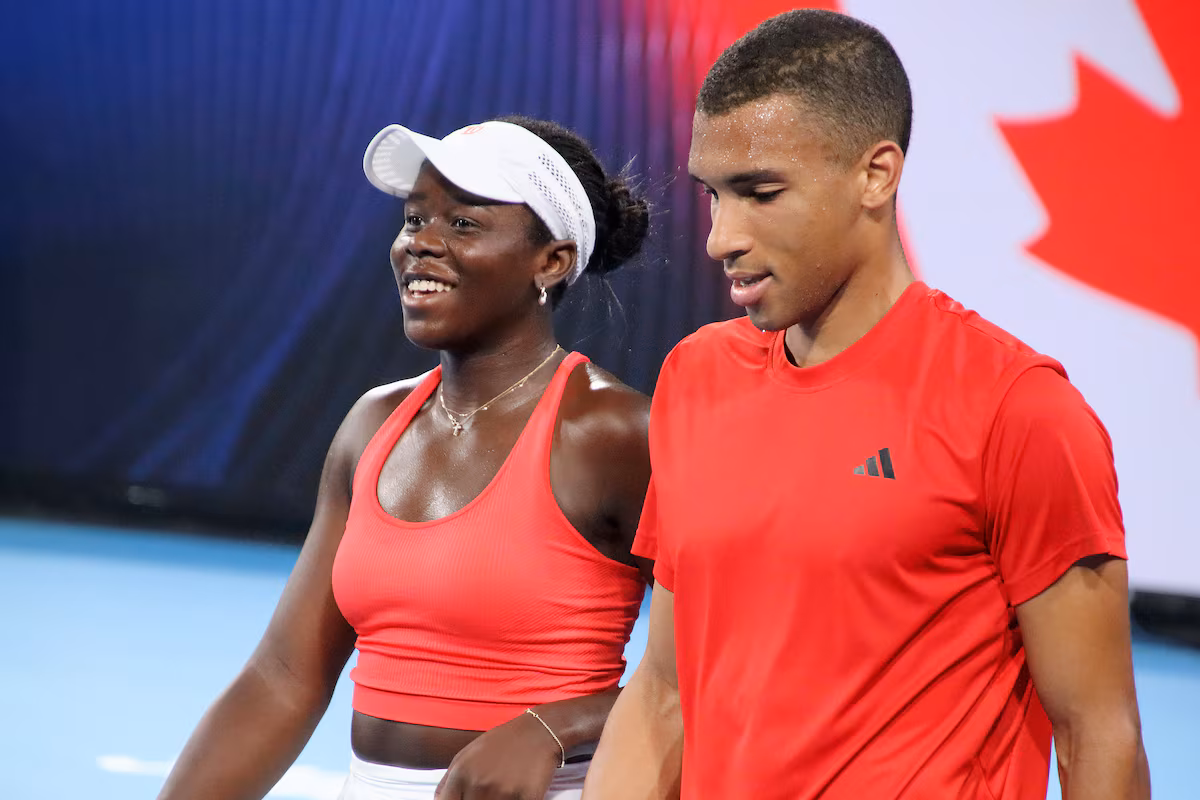 Auger-Aliassime assume le rôle de mentor alors que Mboko se prépare à l'Open d'Australie