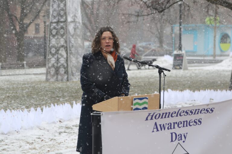 Burlington va ouvrir un abri d’urgence avant l’explosion dans l’Arctique