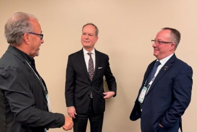 Des voix du Nord appellent à une action en faveur des autoroutes, du logement et de la santé lors de la conférence ROMA