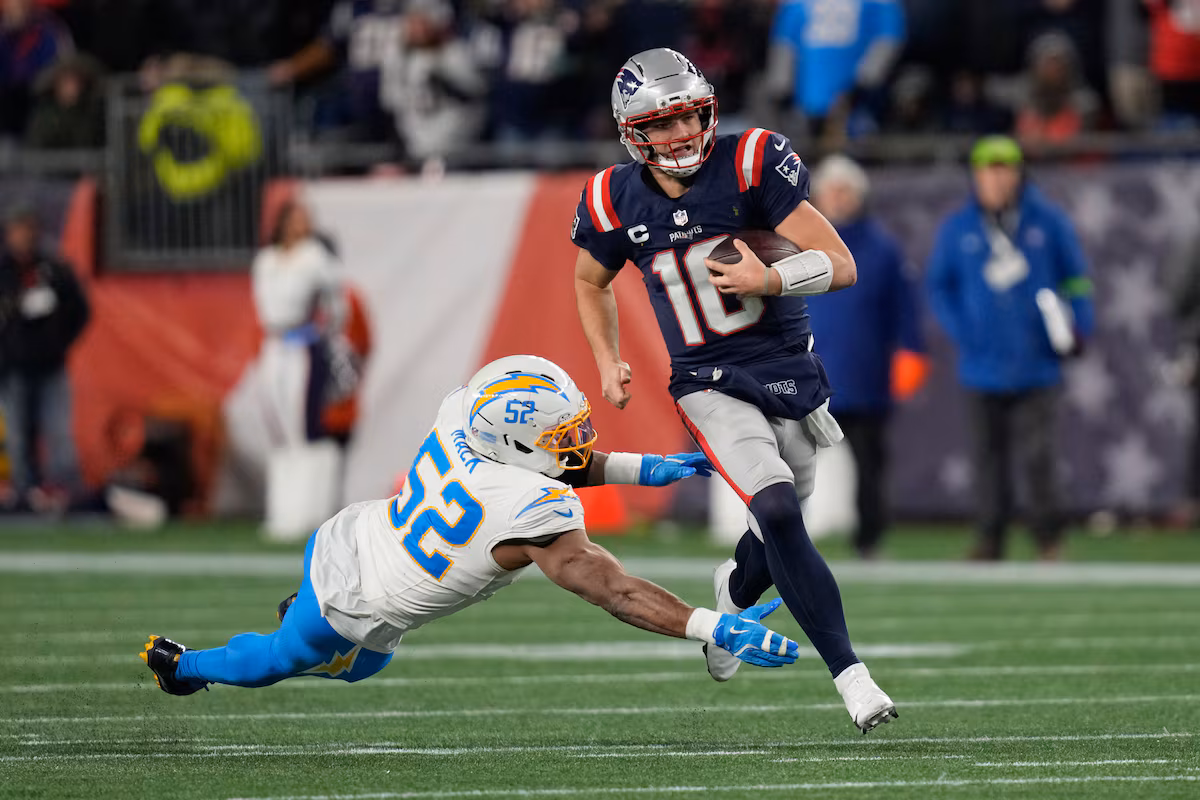 Drake Maye lance une passe tardive du TD alors que les Patriots battent les Chargers lors d'un match éliminatoire avec joker