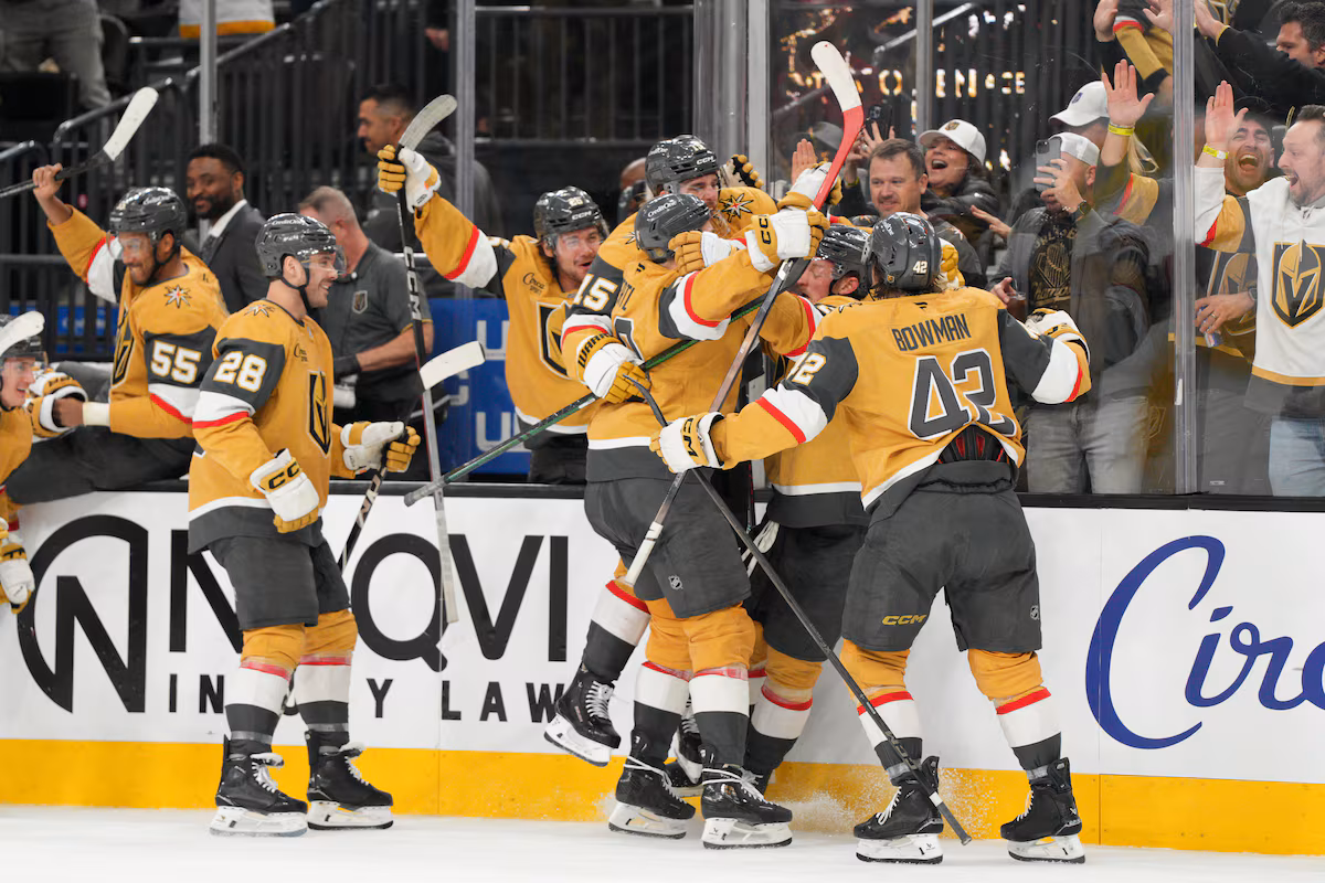 Eichel marque en prolongation alors que les Golden Knights se rassemblent pour battre les Maple Leafs 6-5