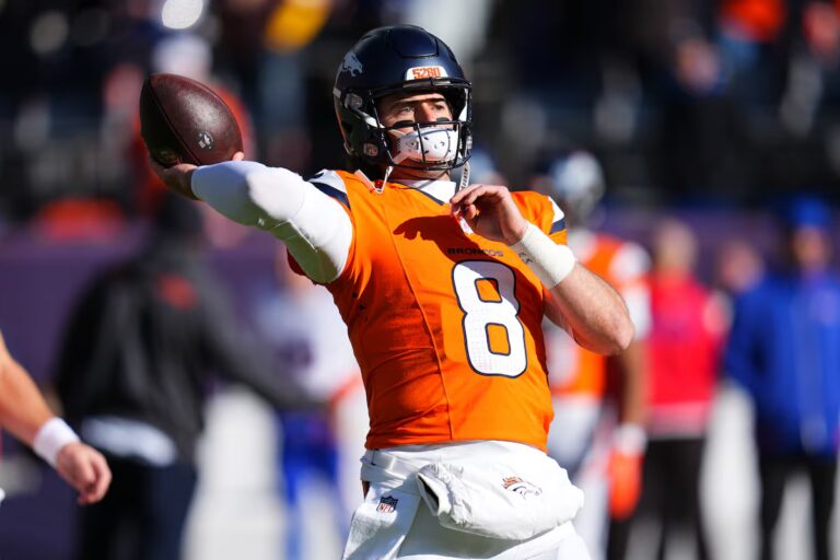 Jarrett Stidham des Broncos remplace Bo Nix pour affronter son ancienne équipe lors du match de championnat de l'AFC