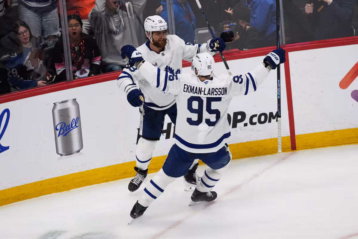 Le but de Nylander en prolongation pousse les Maple Leafs à une victoire de 4-3 contre l'Avalanche