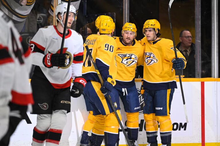 Les Predators surmontent un déficit de trois buts pour battre les Sénateurs 5-3