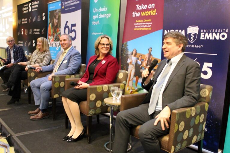 Les écoles post-sec de Sudbury mettent l’accent sur leurs relations étroites en signant un protocole d’entente