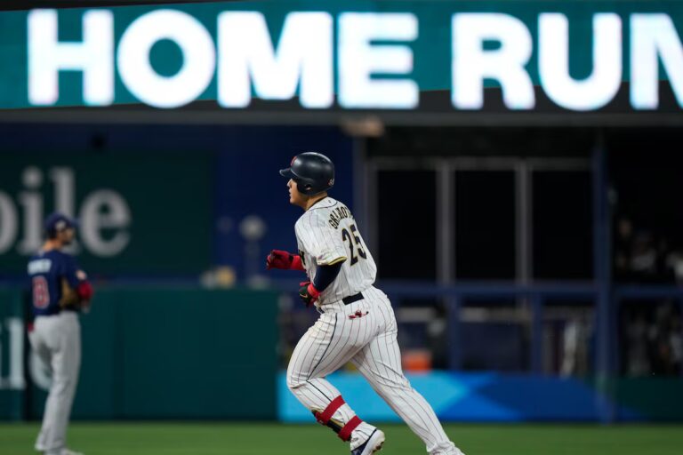 Okamoto apporte de la puissance au bâton et des attentes élevées à Toronto
