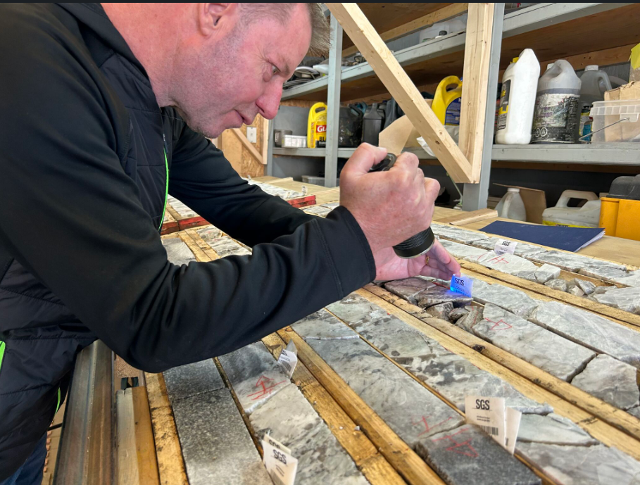 Power Metals prévoit le démarrage d’une mine de césium dans la région de Cochrane fin 2026