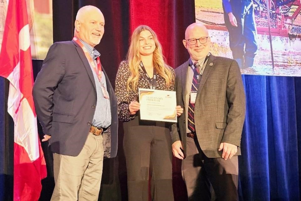 Un étudiant de Thunder Bay reçoit une première bourse d'études en médecine vétérinaire