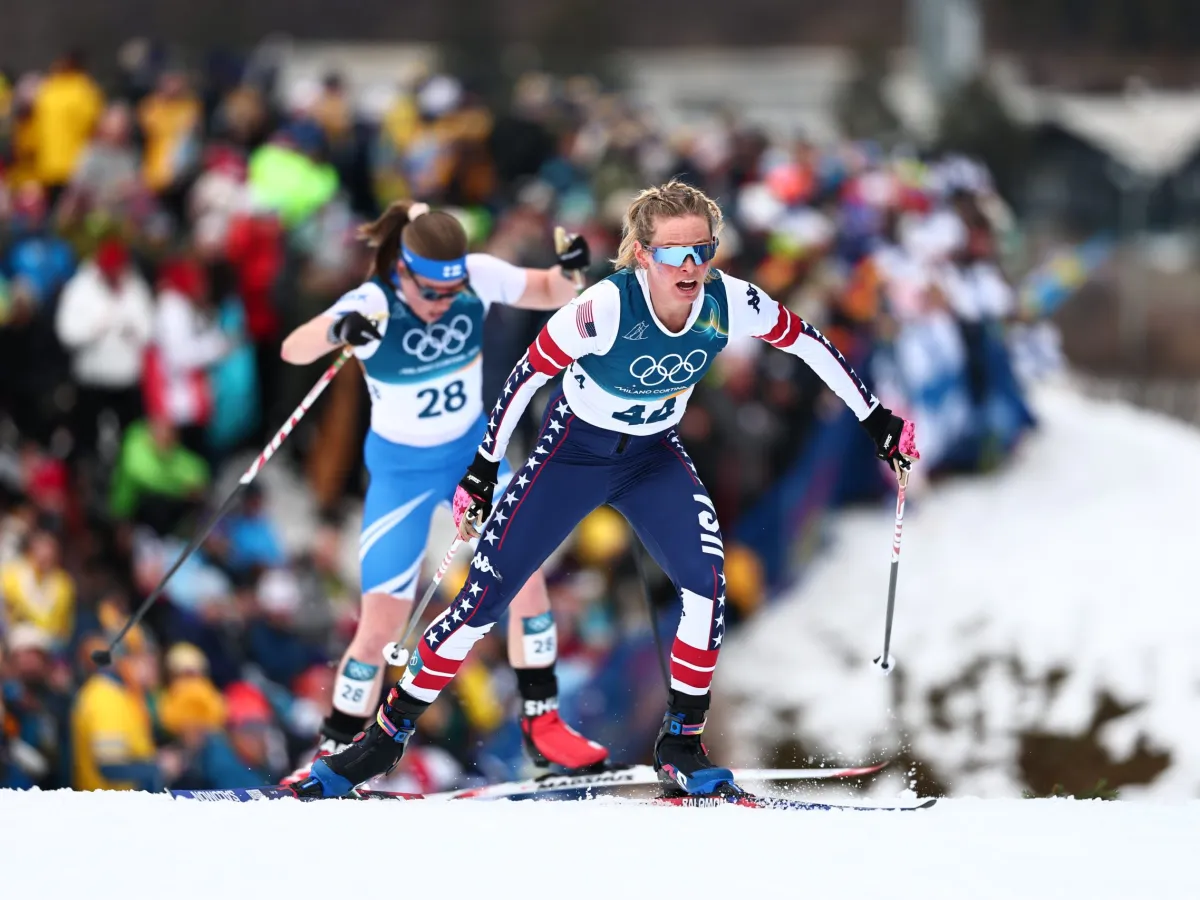 Jessie Diggins remporte le bronze au 10 km libre féminin