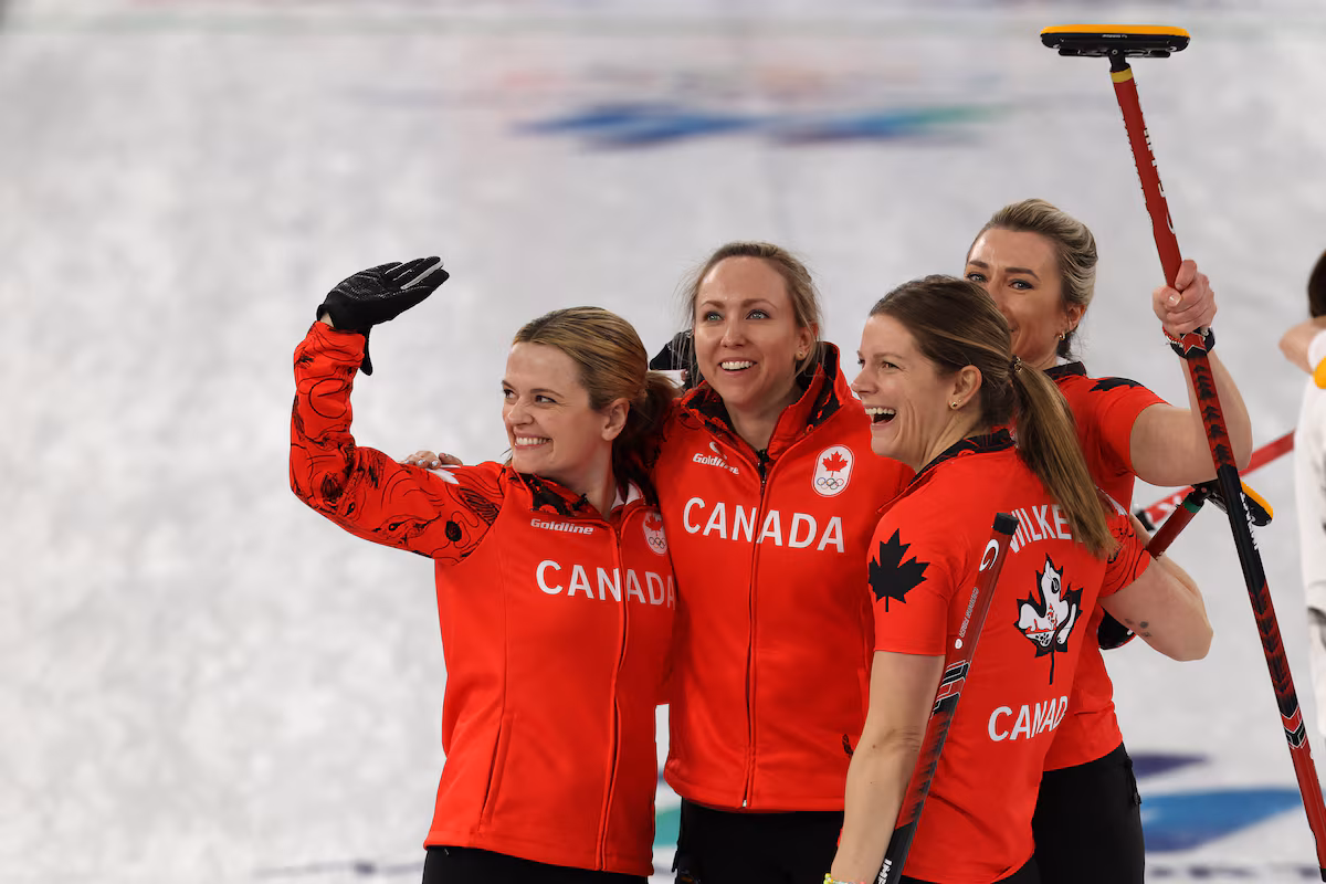 Jeux olympiques d'hiver 2026 : l'équipe Homan bat la Corée du Sud en curling féminin et se qualifie pour une médaille