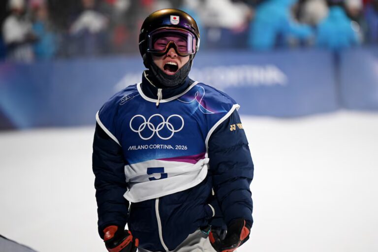 Le Japon et la Chine continuent de dominer la compétition de snowboard big air