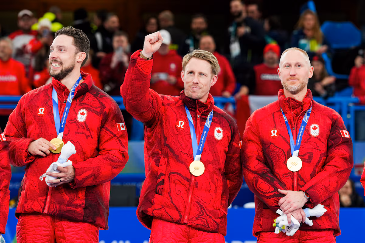 Le capitaine canadien Jacobs délivre un message depuis le podium à ses détracteurs