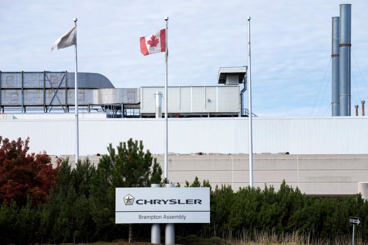 Le gouvernement fédéral et la province qualifient de « bonne nouvelle » la vente des actions de Stellantis dans une usine de fabrication de l'Ontario