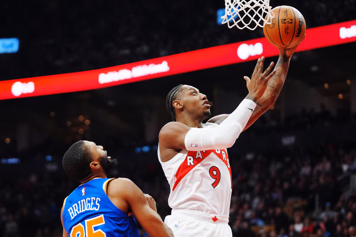 Le troisième quart-temps de 19 points de Bridges mène les Knicks devant les Raptors
