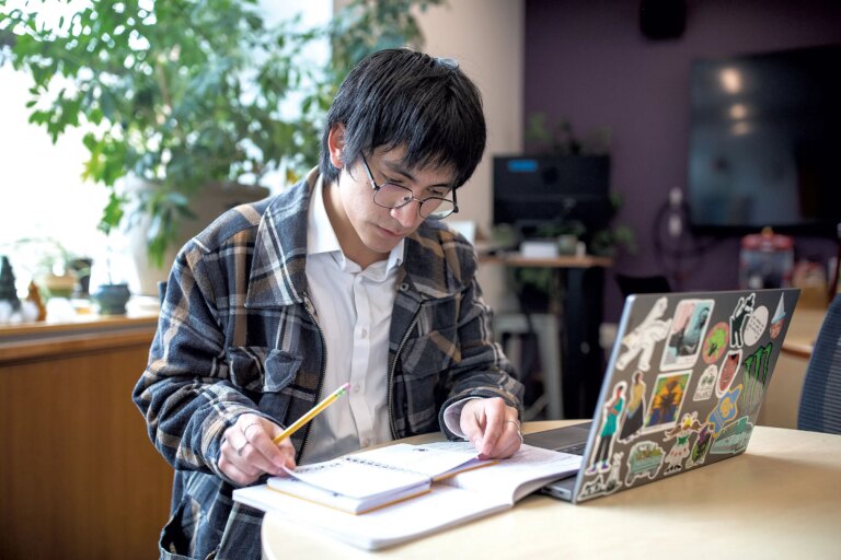 Les politiques de Trump compliquent la vie des étudiants étrangers