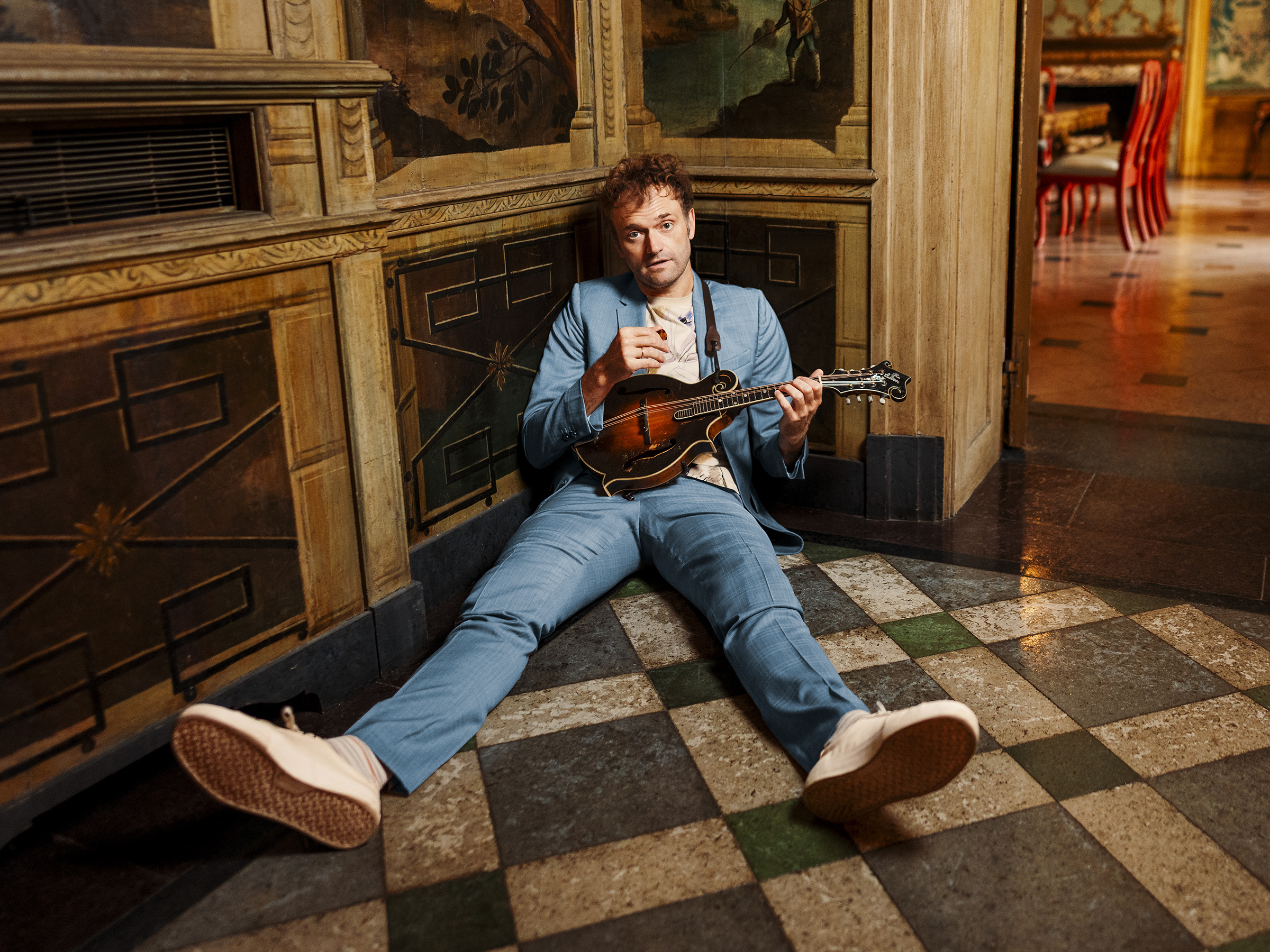 Amener Bach au Bluegrass : questions-réponses avec Chris Thile