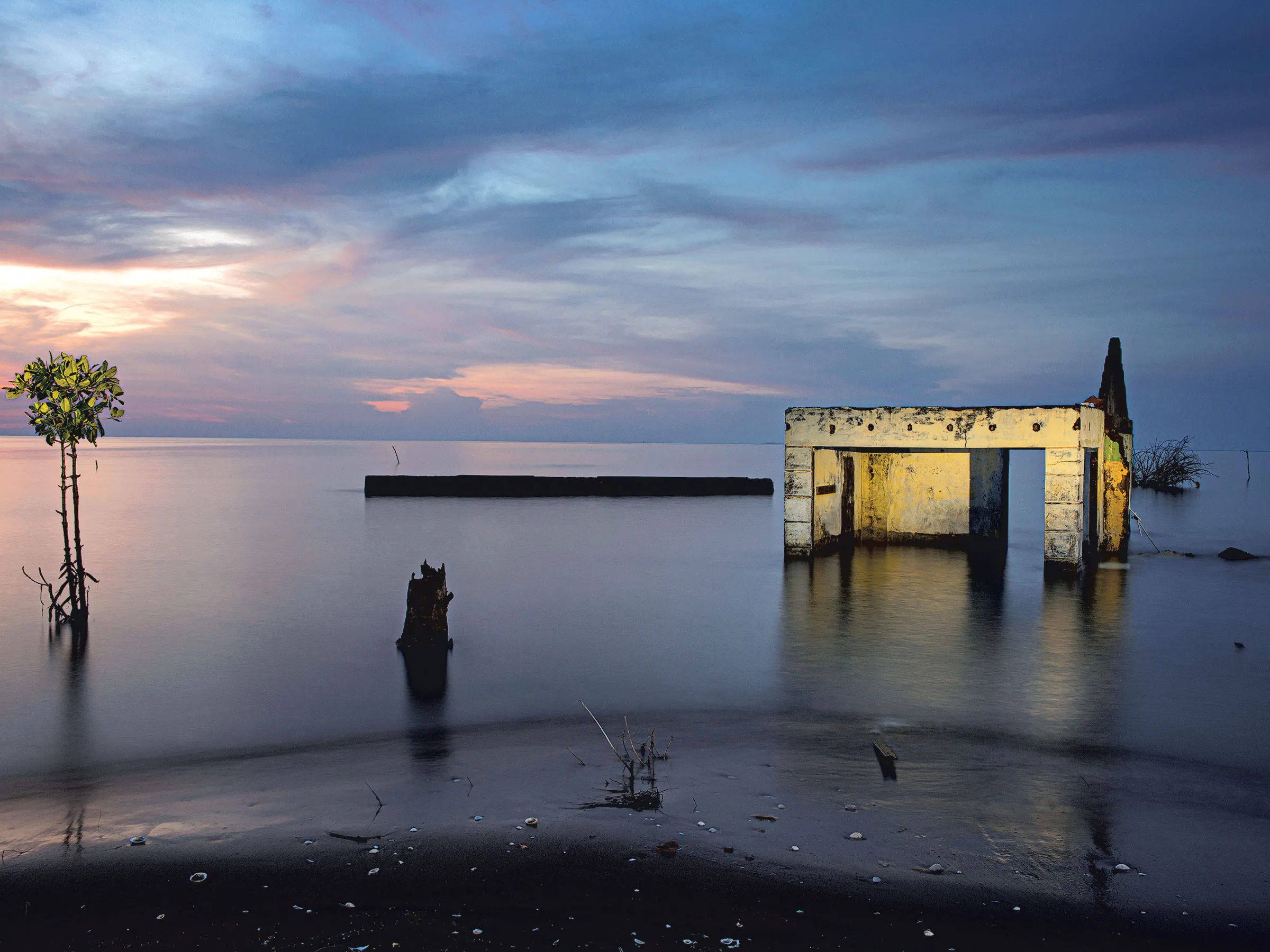 Giacomo d'Orlando photographie des personnes vivant avec des océans changeants
