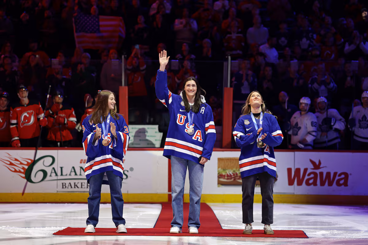 La PWHL bénéficie d'un élan post-olympique en matière de vente de billets et d'opportunités de marketing