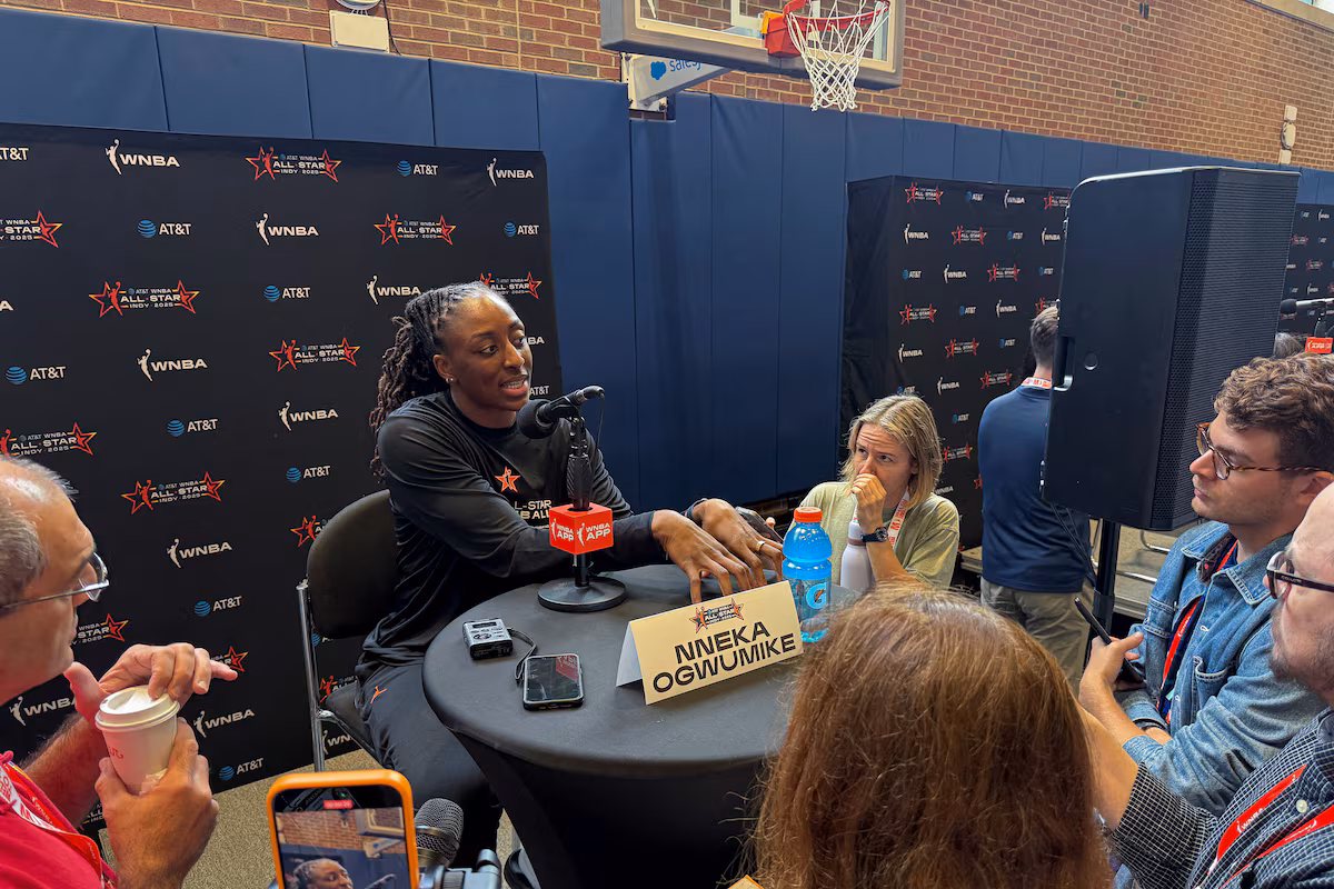 La WNBA et son syndicat des joueurs se réunissent pour la troisième journée consécutive, cherchant un accord sur une nouvelle convention collective