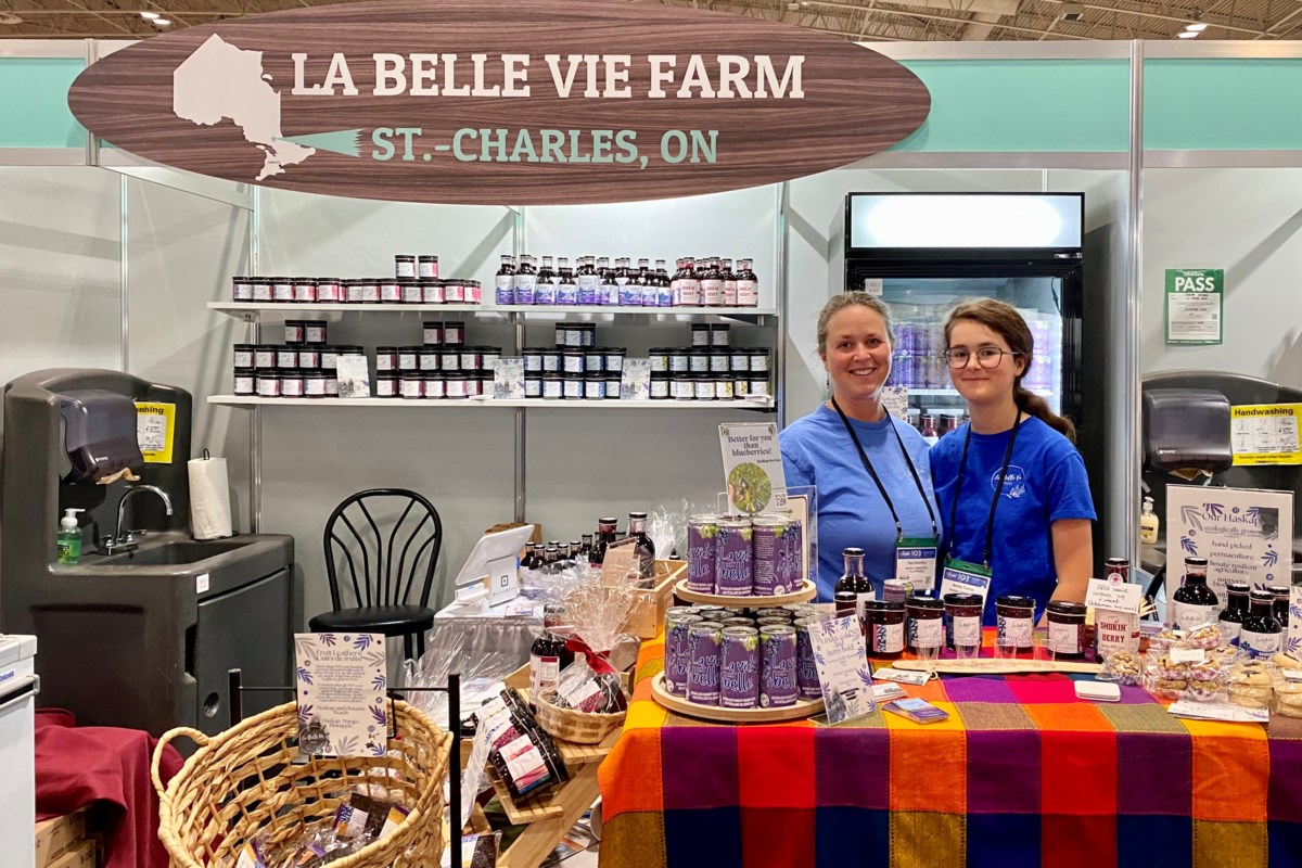 La ferme familiale La Belle Vie mise sur la camerise, riche en nutriments