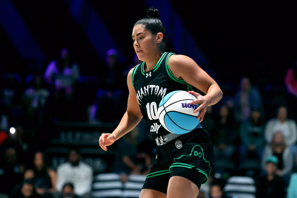 La nouvelle offre CBA de la WNBA augmenterait les salaires et accélérerait les transactions maximales pour des stars comme Caitlin Clark