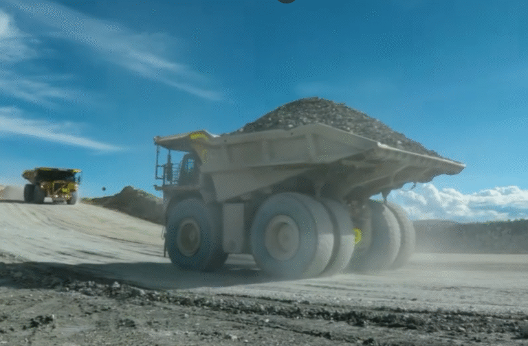 Le Canada et le Pérou signent un accord pour approfondir leurs liens en matière de minéraux et d’exploitation minière