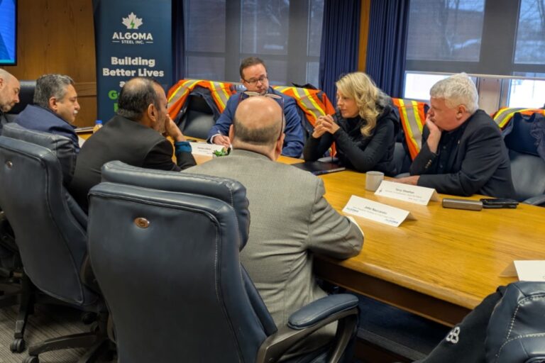 Le PDG d’Algoma Steel accueille favorablement les fonds de reconversion du gouvernement