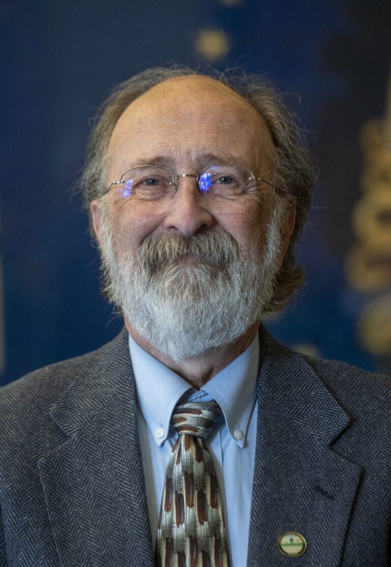 Le représentant Bob Hooper démissionnera après une enquête sur le harcèlement sexuel, selon un membre du personnel de la Chambre