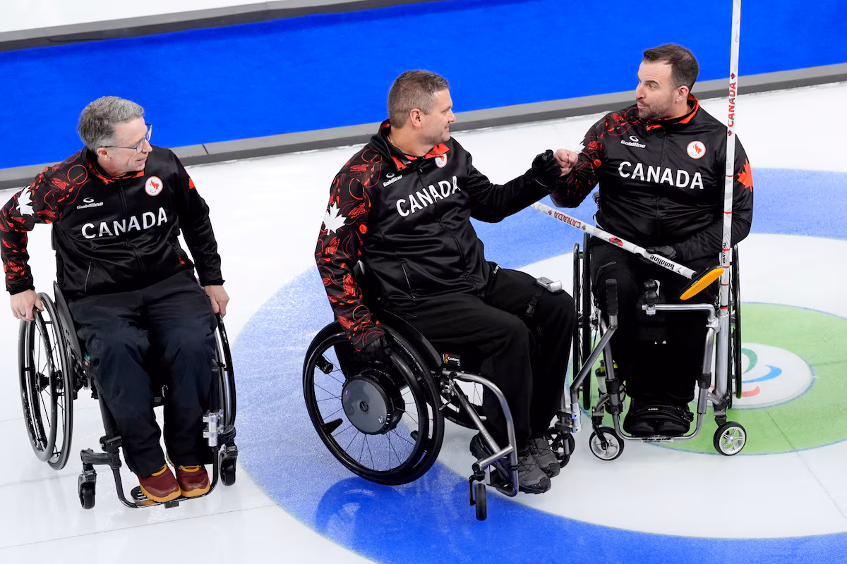 L'équipe canadienne de curling en fauteuil roulant passe le tournoi à la ronde invaincue aux Jeux paralympiques