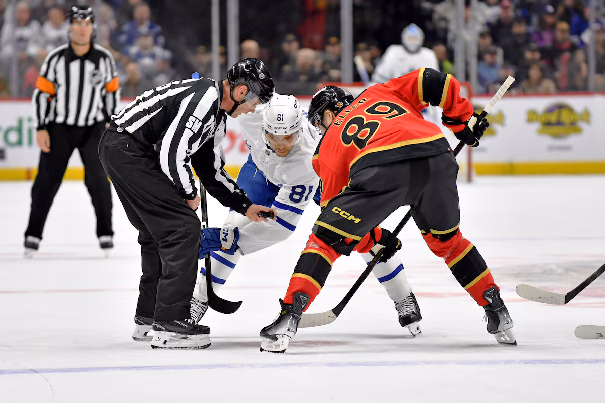 Les Sénateurs d'Ottawa dominent les Maple Leafs dans une victoire de 5-2