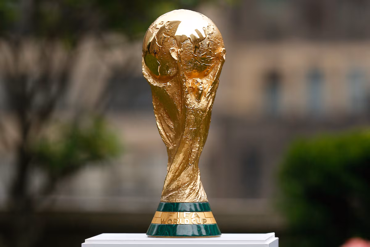 Les fans de football déposent une plainte contre le prix des billets pour la Coupe du monde auprès de la Commission européenne