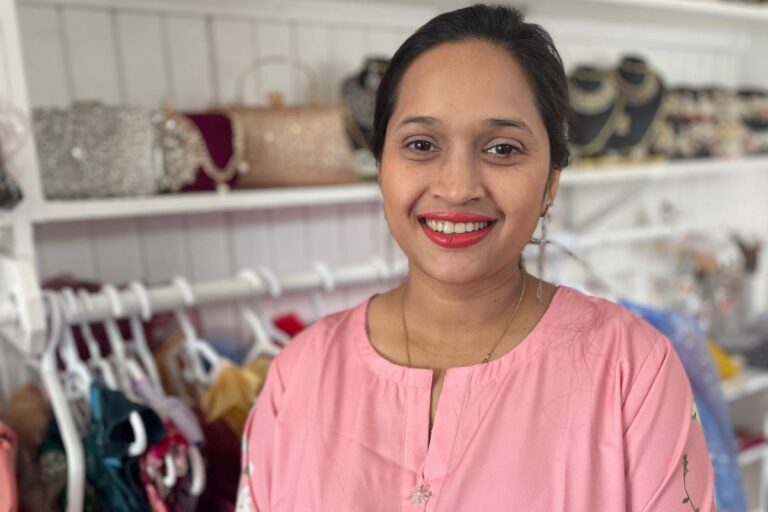 Un nouveau venu à Sudbury transforme son expérience mondiale en commerce de vêtements