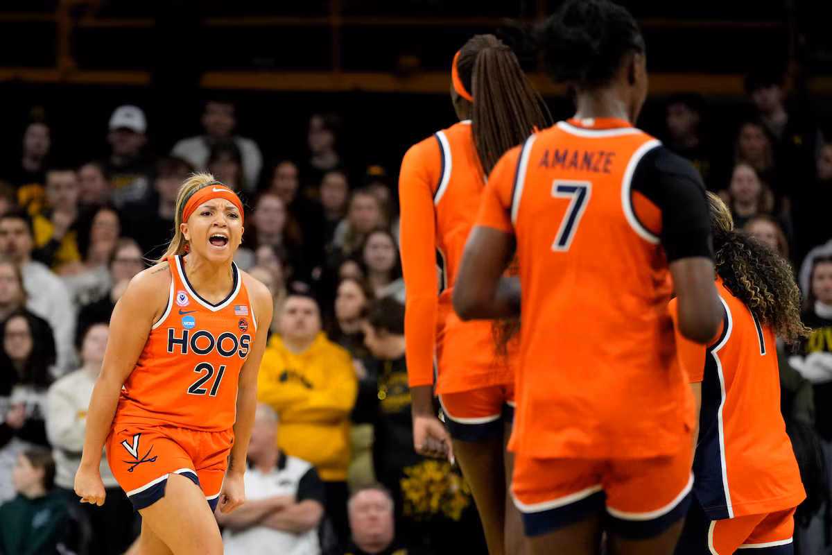 Virginia, tête de série n°10, étourdit l'Iowa, deuxième tête de série, 83-75 lors de l'étourdissant double prolongation féminin de March Madness