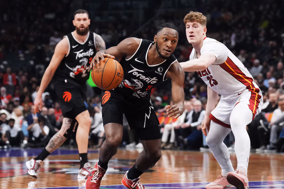 Blessé au début des séries éliminatoires, Quickley des Raptors veut désespérément "être sur le terrain"